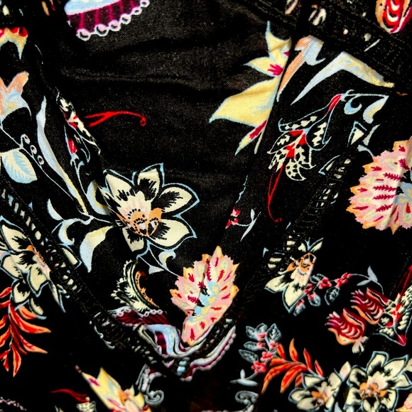 Romper. Size XXL - Picture 2 of 3